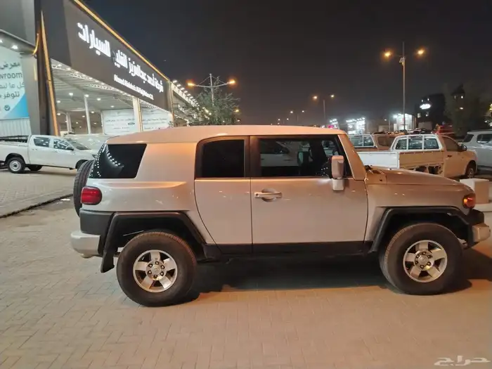 تويوتا اف جي 2008 6