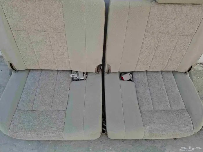 مراتب لاند كروزر خلفية 2008 1