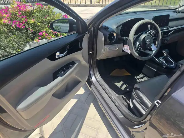 كيا سيراتو 2020 فل سعودي 11