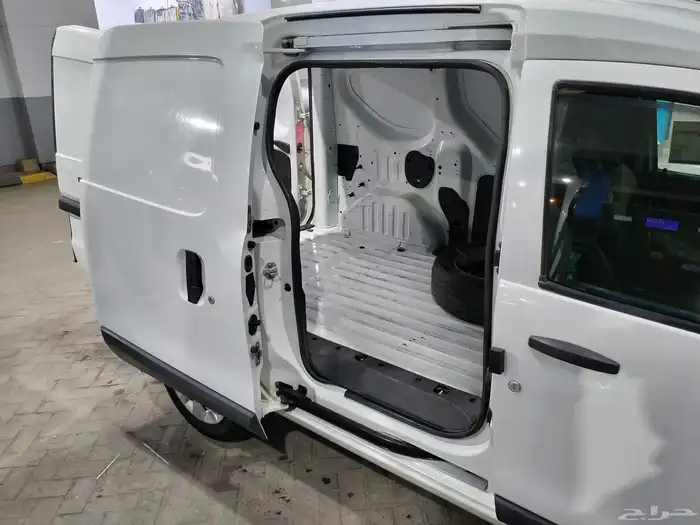 رينو دوكر فان بضاعة موديل 2020 نظيف ممشى 149 الف 8