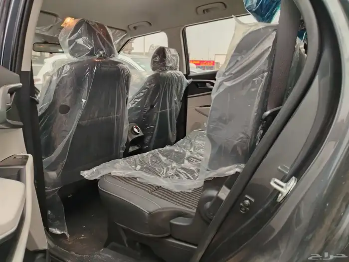 كيا كارينز 7ركاب GLS نص فل موديل 2025 22