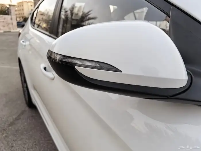 هونداي افانتي ( النترا) بنزين موديل 2020 م بدي وكالة 8