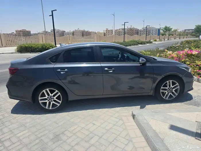 كيا سيراتو 2020 فل سعودي 3