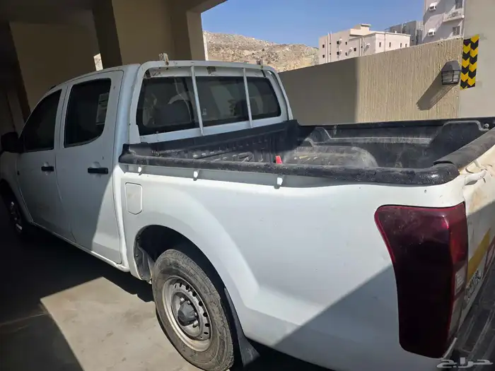 وانيت ايسوزو 2016 0