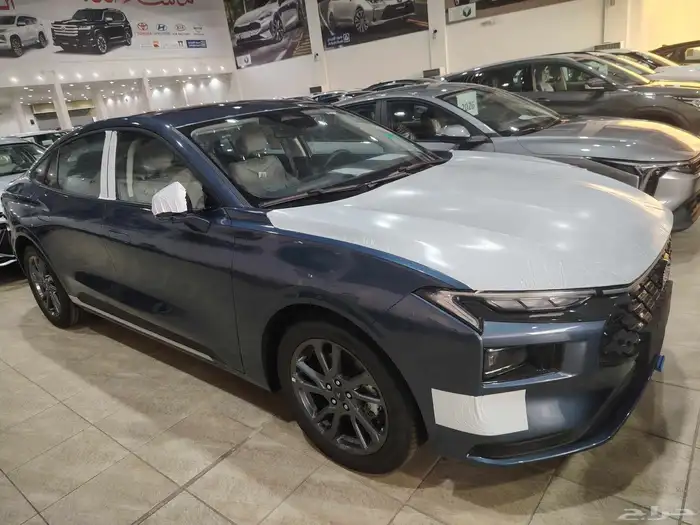 فورد تورس ترند 2025 2