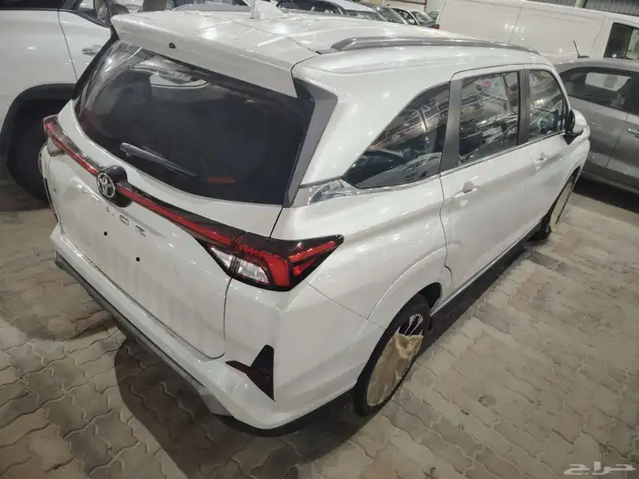 تويوتا فيلوز GLX موديل 2025 سعودي 5