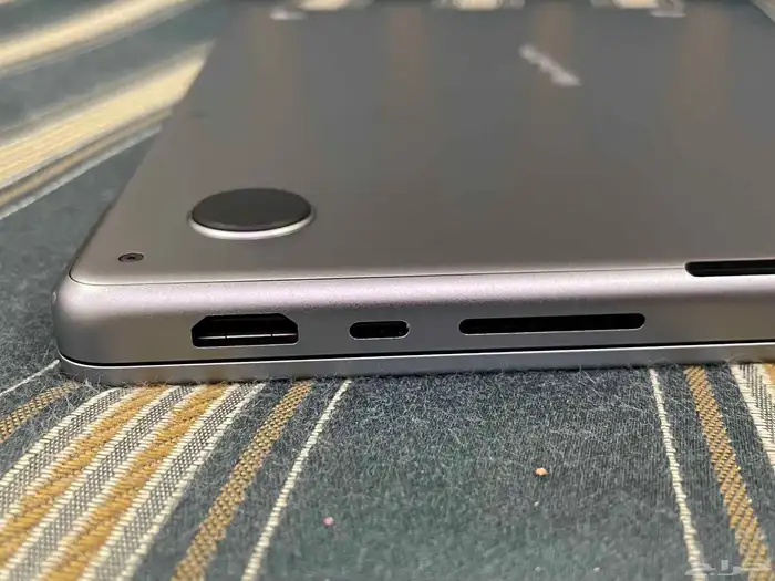 ماك بوك برو إم 2 برو 2023 0