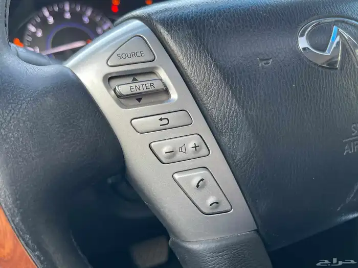 انفينيتي QX80 2015 فل سعودي 17