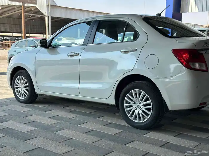 سوزوكي ديزاير 2023 3