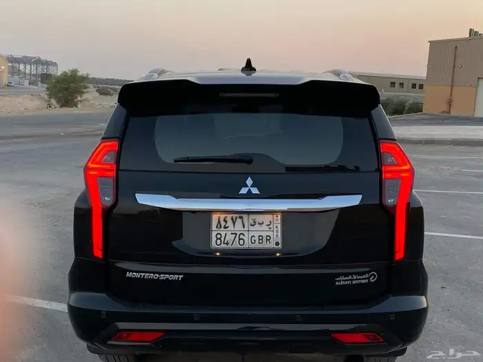 متسوبيشي ديزل مونتيرو 2022 بلاك سام 1