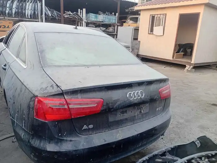 تشليح قطع غيار اودي جميع الموديلات 8