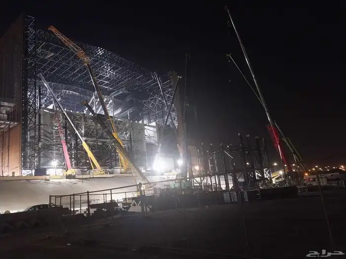 فوركلفت رافعات شوكيه كرينات ونشات للأيجار 6