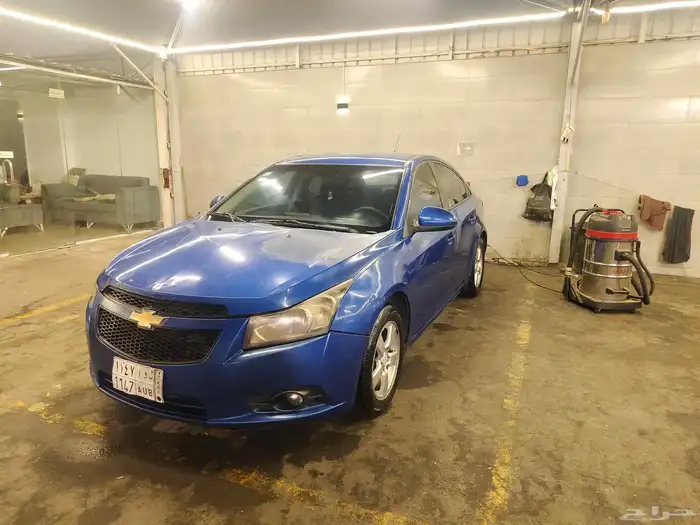 Chevrolet Cruze 2012 Ac ok engine is good ..body is good 6