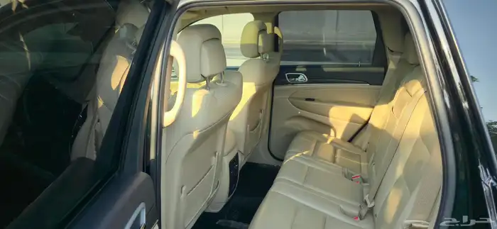 جراند شيروكي (Limited) 2021 فل كامل 19