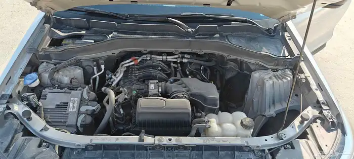 فورد إكسبلورر 2023   فئة Base   محرك 3.3L V6   دفع رباعي AWD 22