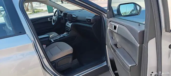 فورد إكسبلورر 2023   فئة Base   محرك 3.3L V6   دفع رباعي AWD 10