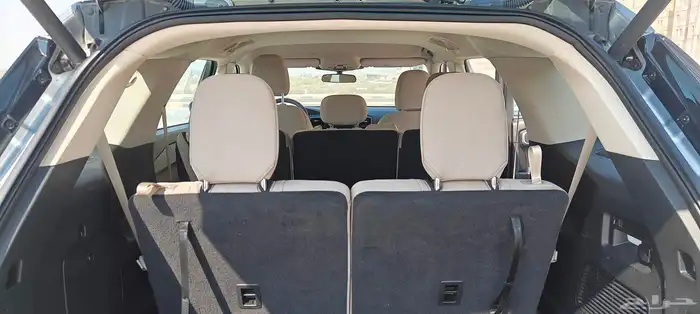 فورد إكسبلورر 2023   فئة Base   محرك 3.3L V6   دفع رباعي AWD 12