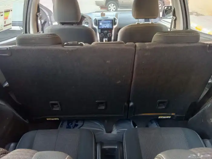 جيب ايسوزو ديماكس ( 2020 ) ديزل دبل اتوماتيك بحالة ممتازة 25