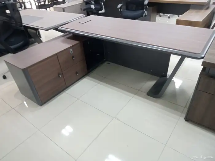 مكاتب مودرن حق مدير طقم كامل فخم مع دولاب طاولة شائي 18