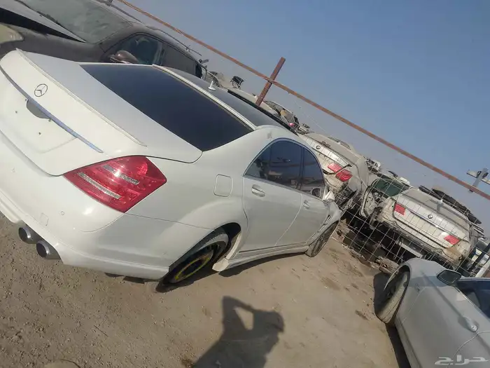 بانوراما تشليح قطع غيار لجميع قطع الالماني في مرسيدس بي ام د 4