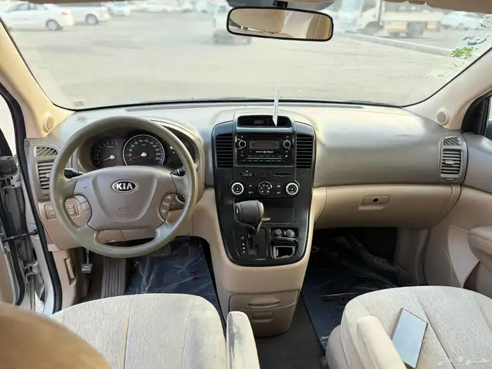 كيا كرنفال عايلي 2015 نضيف جدا 10