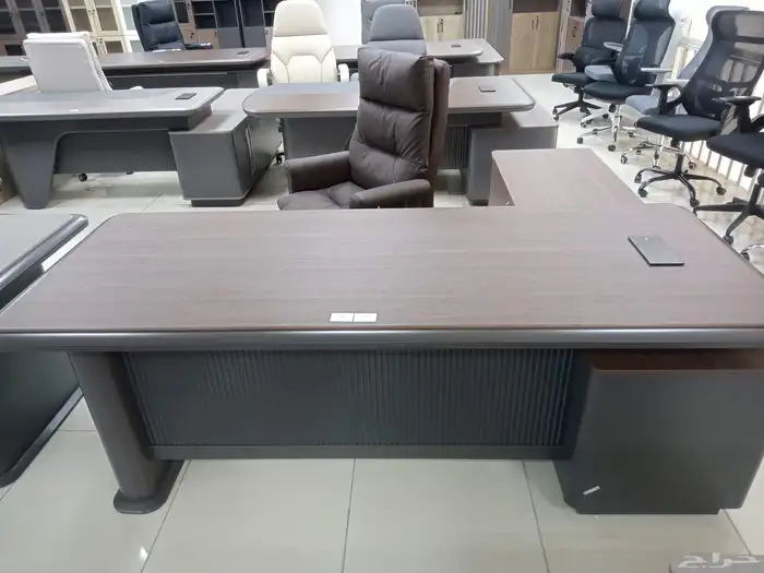 مكاتب مودرن حق مدير طقم كامل فخم مع دولاب طاولة شائي 15