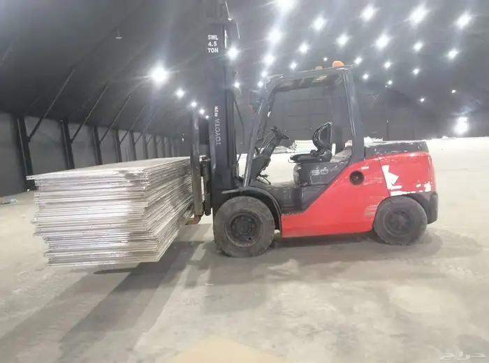 رافعة شوكية للايجار يوميات مشاوير إيجار شهري 3