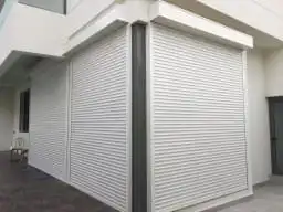 أبواب الرول ت عتبر أبواب رول مؤسسة أبواب الشرق ذات التصميم 1