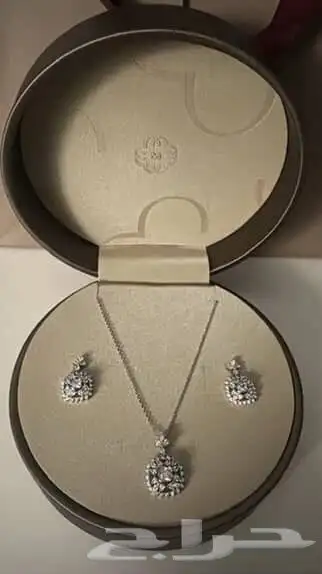 طقم نسائي فضه ماركة MOH 1