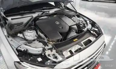 مرسيدس E300 - 2025 - وارد كوريا 5