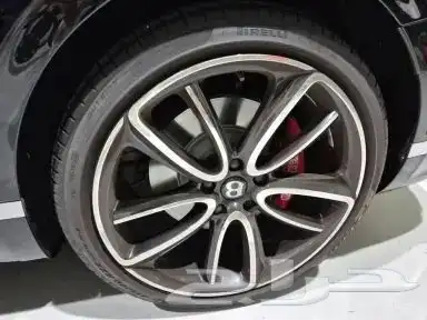 بنتلي كونتيننتال GT   الجيل الثالث   محرك 4.0 موديل 2022 15