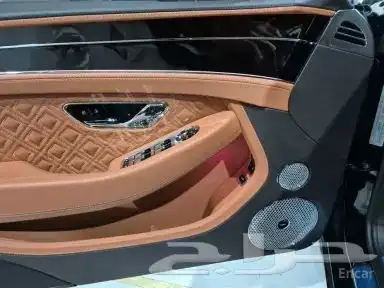 بنتلي كونتيننتال GT   الجيل الثالث   محرك 4.0 موديل 2022 14