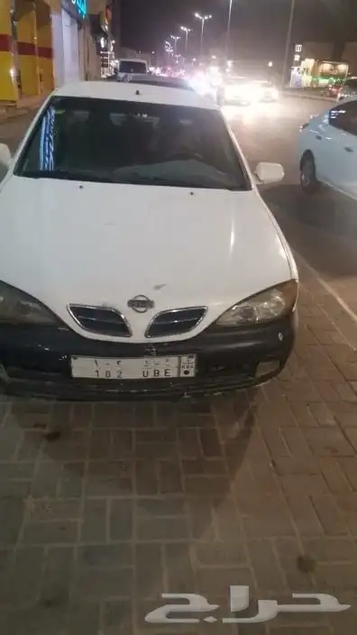 نيسان بريميرا موديل 2001 لون ابيض فحص دوري ساري بدون اللوحه 0