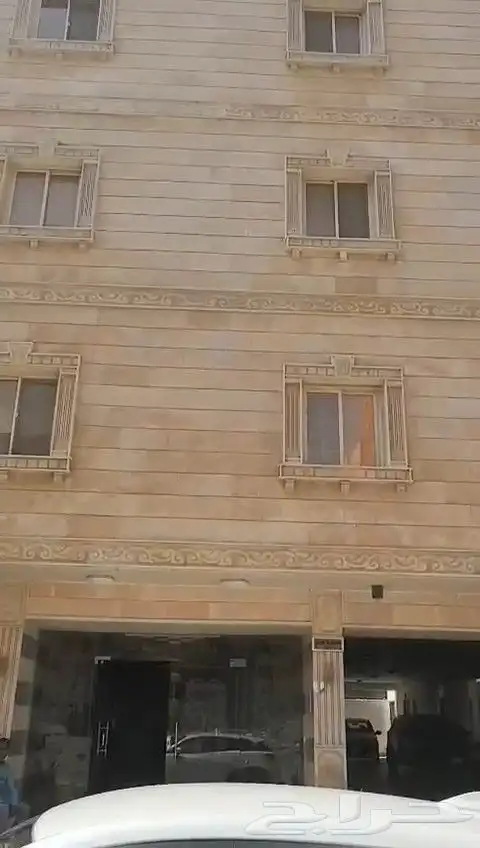 شقة للإيجار بحي الريان 0