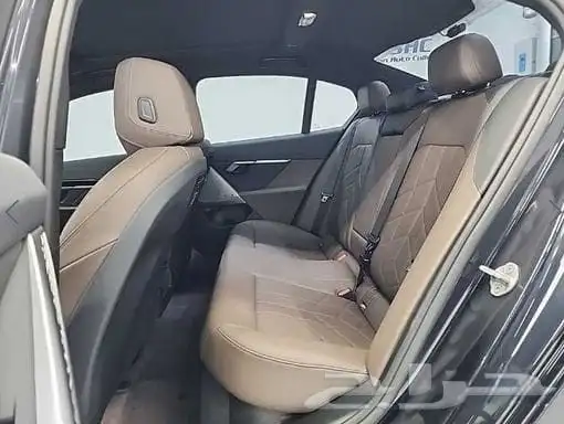 BMW 520I M Kit 2024 استيراد كوريا - معرض العصيمي 9