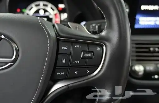 لكزس LS500 - 2021 15