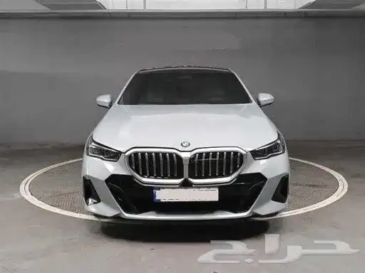 BMW 5 Series (G60) 520i M Sport 2