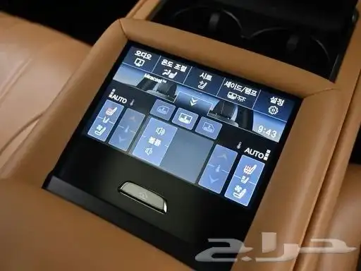 لكزس LS500 - 2021 14