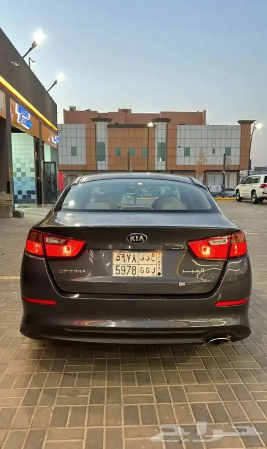 للبيع كيا ابتيما 2015 4