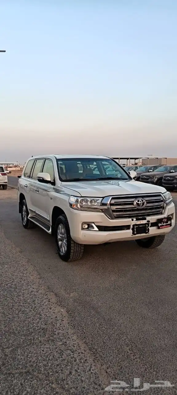 تويوتا فى اكس ار موديل 2018عداد 339الف 2