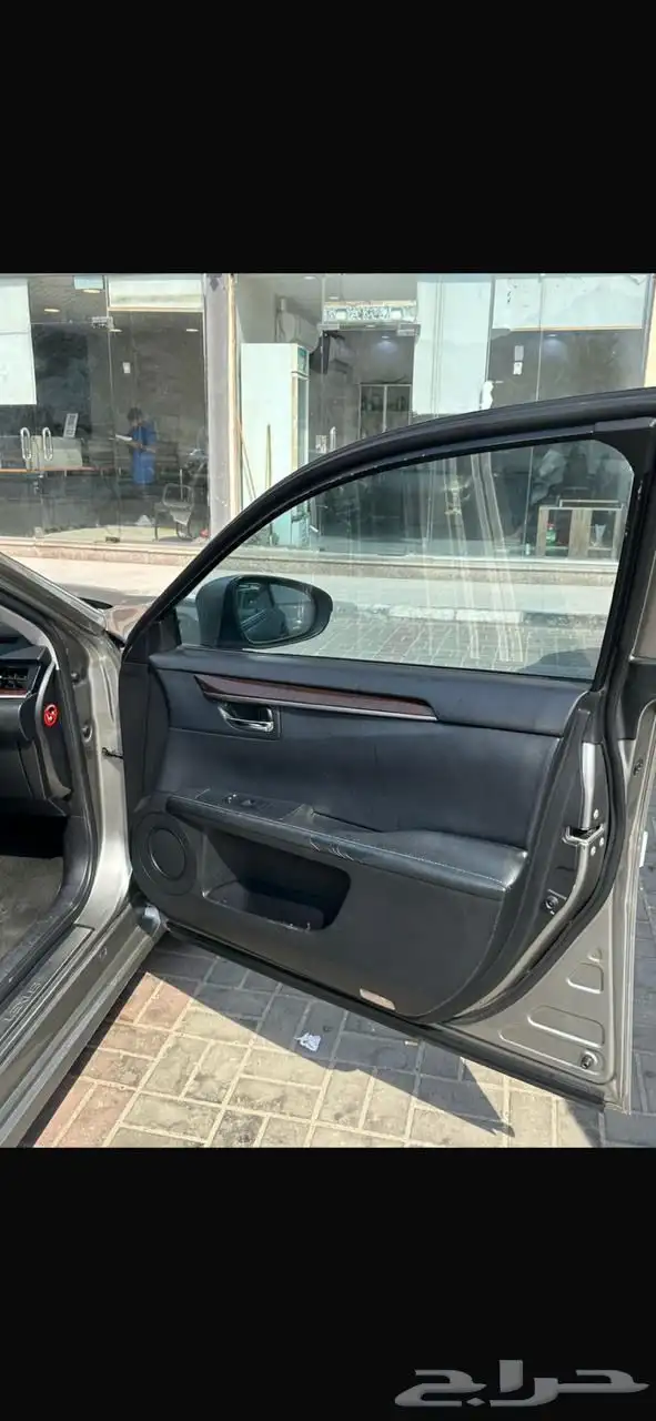 للبيع لكزس es2015 6