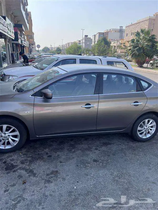 نيسان سنترا 2017 نظيفة 0