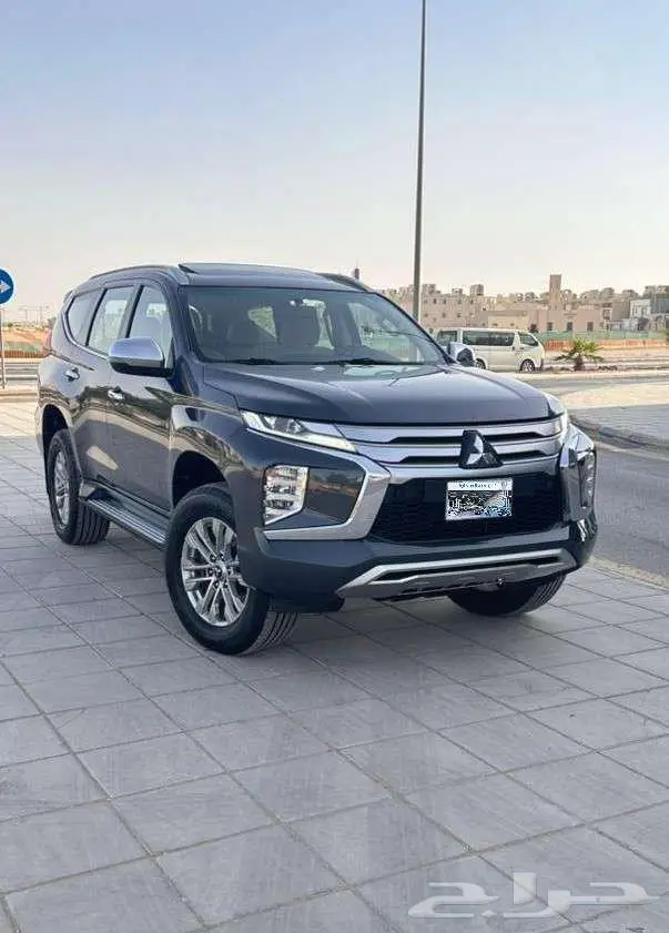 ميتسوبيشي مونتيرو 2021 سبورت 2
