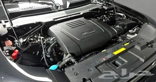 Defender (L663) 110 P300 X-Dynamic 4