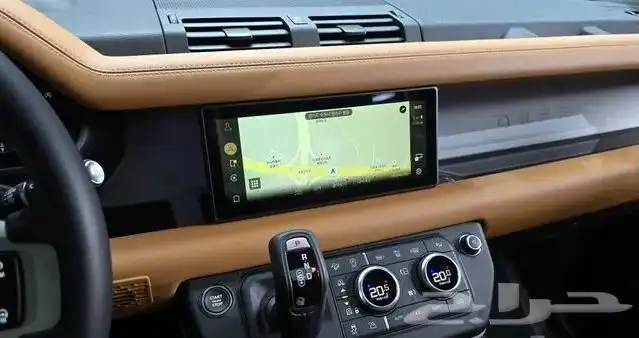 Defender (L663) 110 P300 X-Dynamic 15