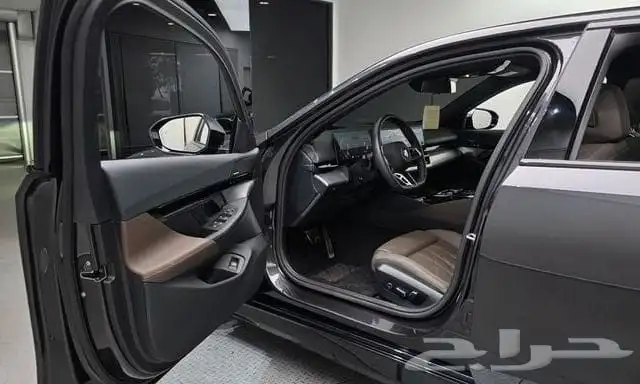 BMW 520I M Kit 2024 استيراد كوريا - معرض العصيمي 6