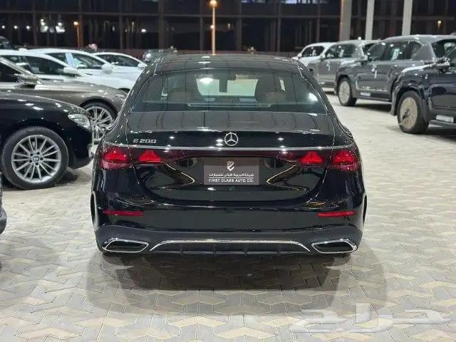 مرسيدس E200 2025 6
