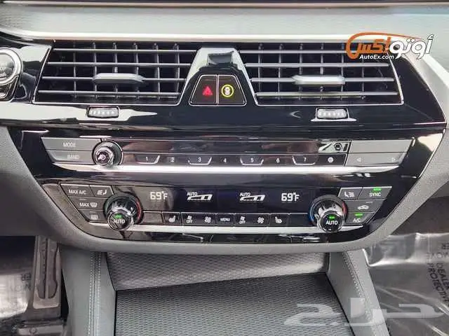 2023 بي إم دبليو 530i 12