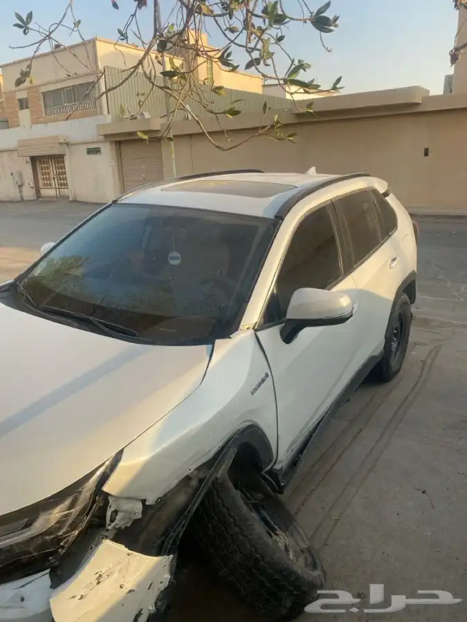 RAV4 مصدومة 0