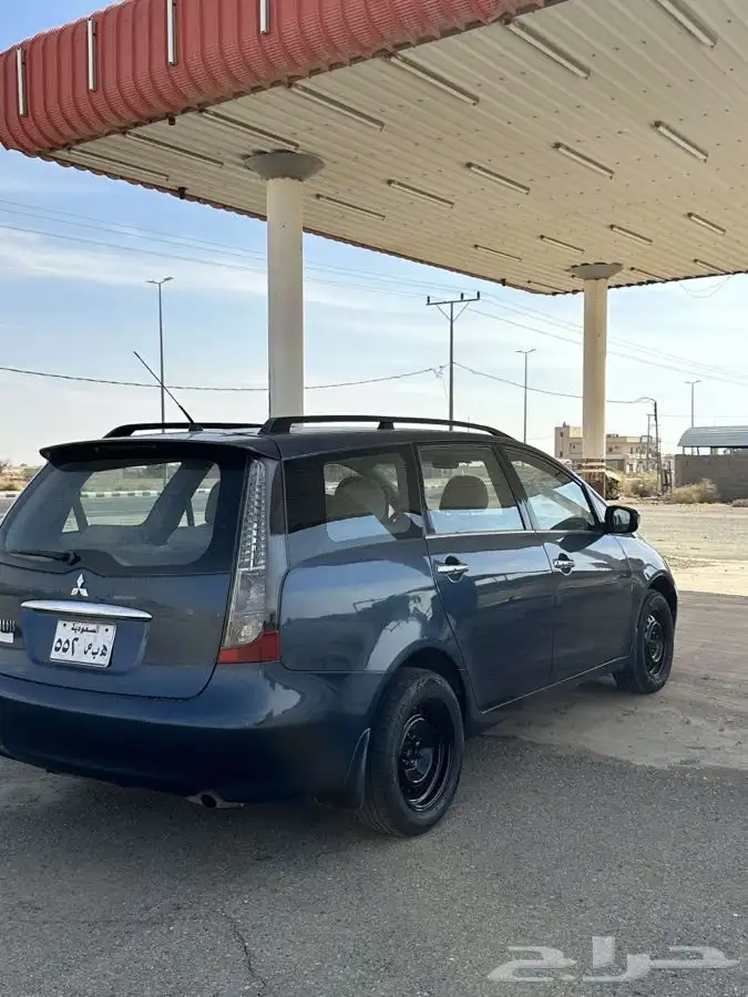 مستو بيشي 2005 قير ومكينه طيبه يحمل لوحه مميزه 3